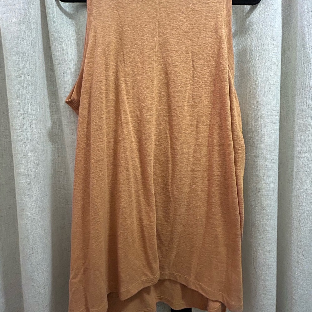 Women's Sleeveless Top - Picture 5 of 6